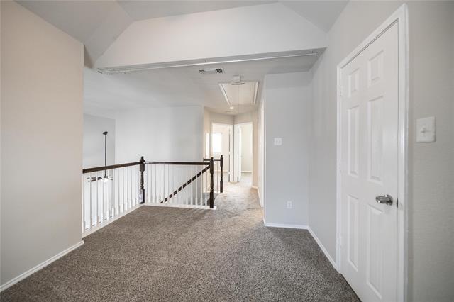 Building Photo - 412 Sparrow Hawk Dr