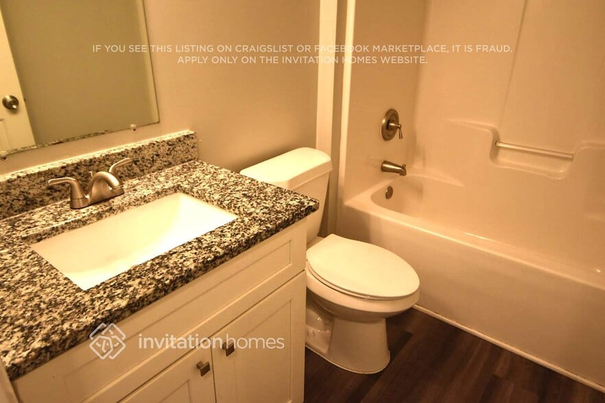 Building Photo - 3404 Balsam Tree Dr