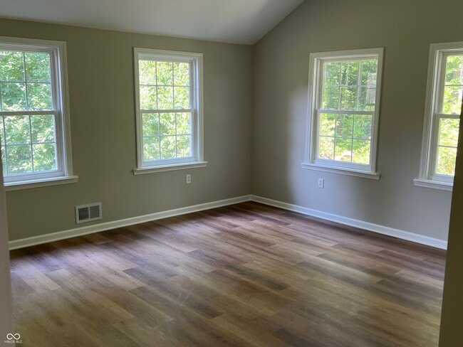 Building Photo - 32 Cricket Knoll Ln