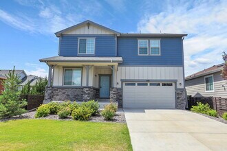 Building Photo - $3,325.00, 4 Beds, 2.5 Baths, Single Famil...
