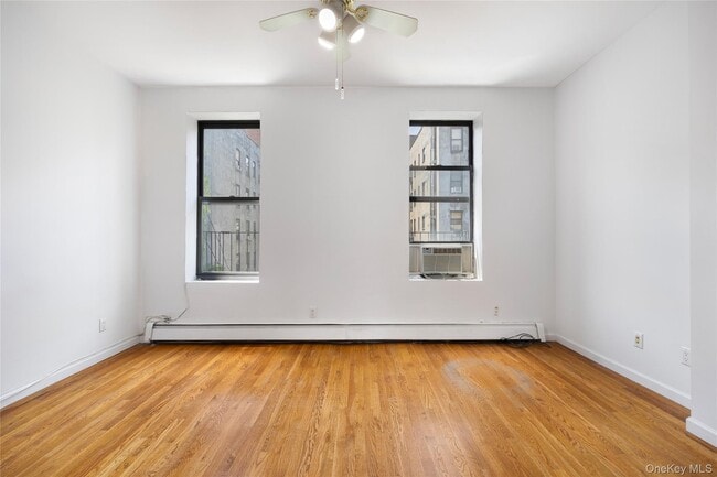 Building Photo - 118 W 136th St