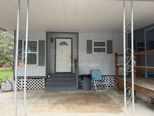 Building Photo - 17719 Carthage Ave