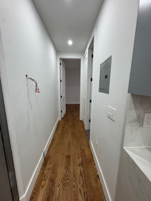 Building Photo - 275 E 55th St