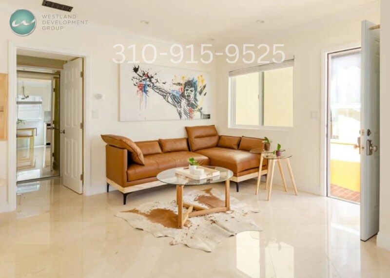 Building Photo - 11817 Darlington Ave