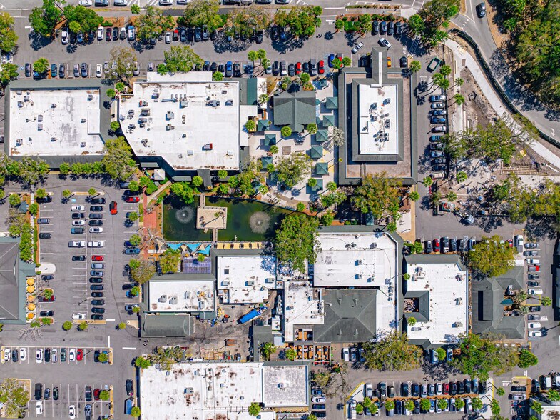 Building Photo - 21 Lagoon Rd