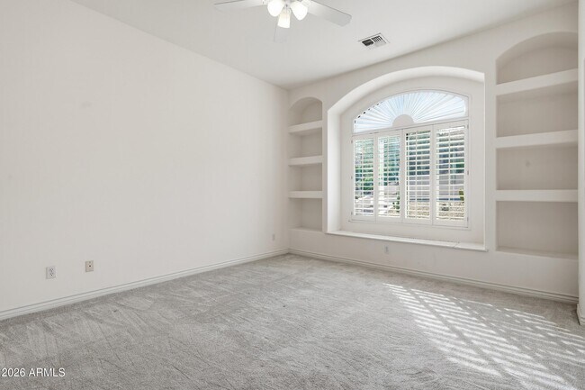 Building Photo - 1936 E Brookwood Ct