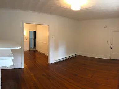 Building Photo - 933 Clay Ave