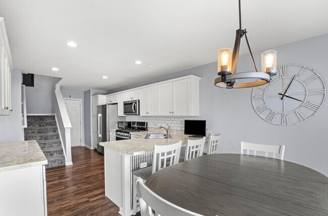 Building Photo - 11151 Vermont Cir