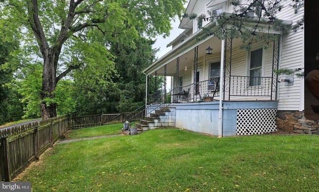 Building Photo - 449 Harmison Pl