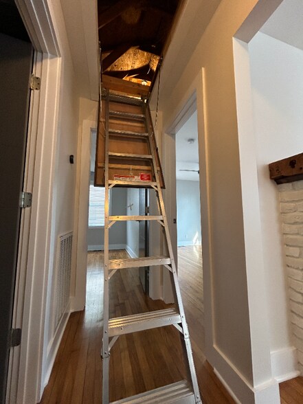 Building Photo - 1119 Davidson St