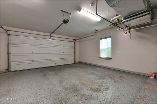 Building Photo - 312 Vin Almoradi Ct