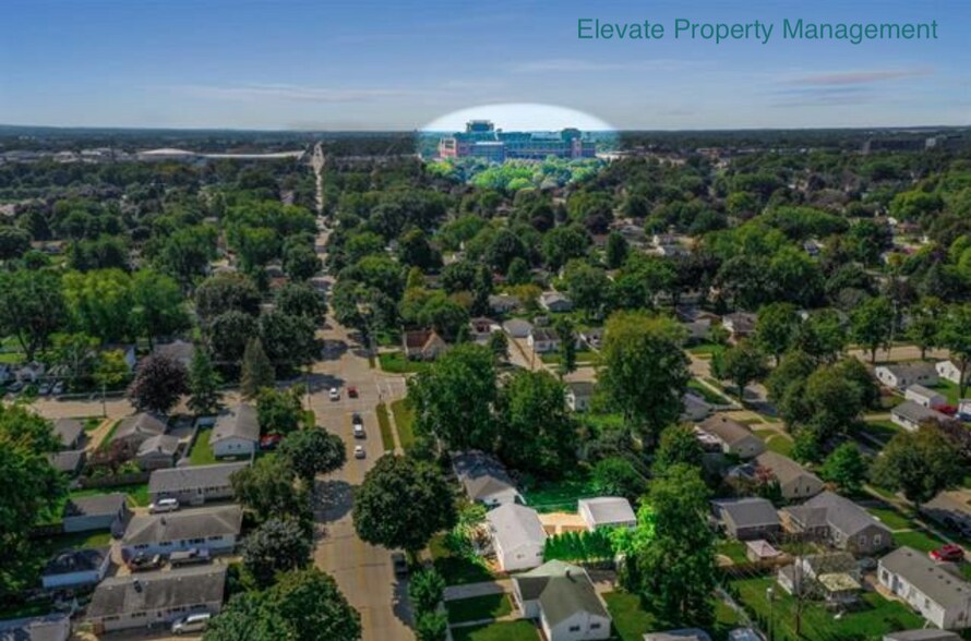 Building Photo - 1222 S Oneida St