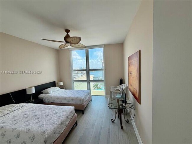 Building Photo - 90 Alton Rd