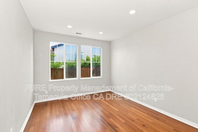 Building Photo - 39673 N General Kearny Rd