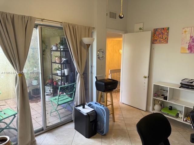 Building Photo - 8401 W Sample Rd