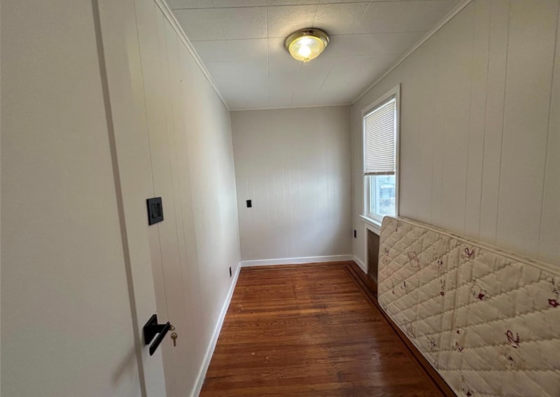 Building Photo - 77-25-7169 169th St