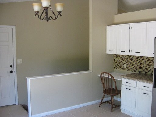 Building Photo - 4670 S Carefree Cir
