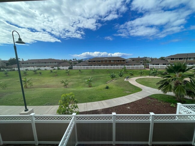 Building Photo - Kahoma Village 3 Bedroom Townhome