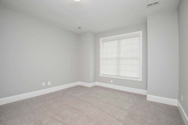 Building Photo - 481 Chapel Grove Ln