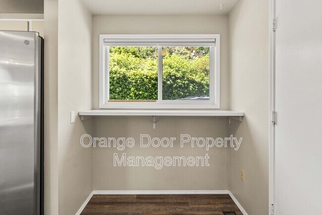 Building Photo - 3602 Nassau Ave NE