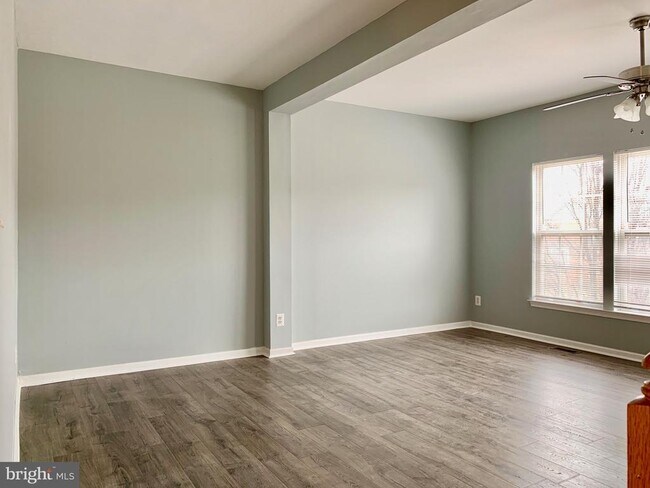 Building Photo - 8108 Horseshoe Cottage Cir
