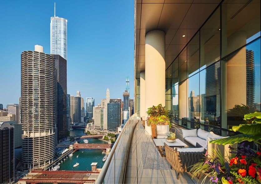 Building Photo - 101 W Wacker Dr