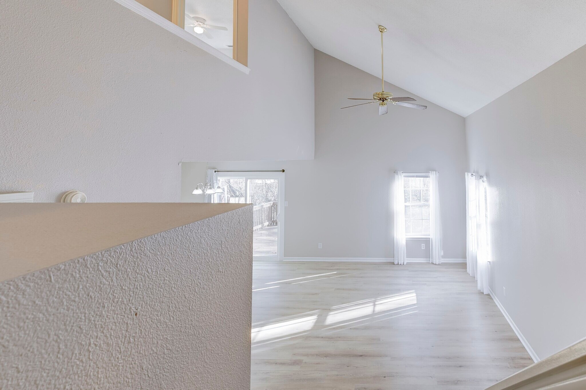 Building Photo - 348 Atherton Dr