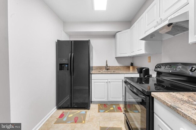 Building Photo - 3108 Appian Way