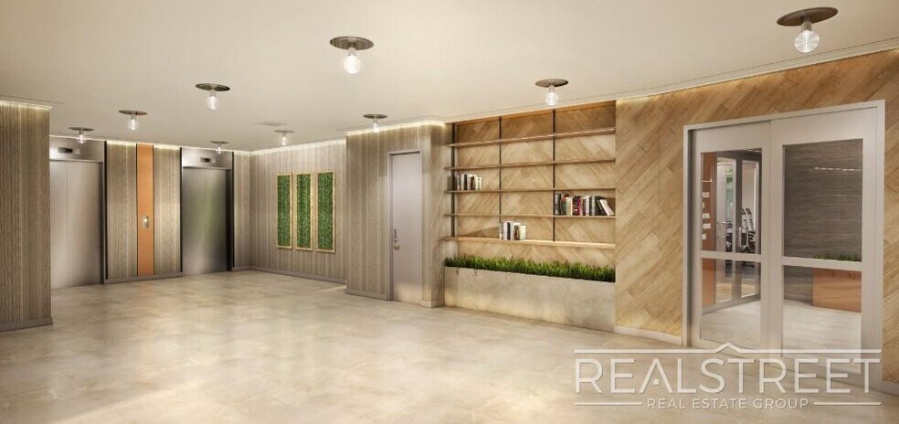 Building Photo - LUXURY PENTHOUSE 2 BR Loft WITH PRIVATE ROOF DECK in Queens! + 1 MONTH FREE!