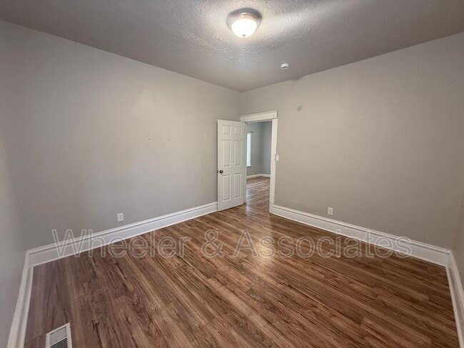 Building Photo - 2429 B Ave