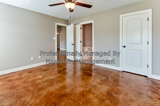 Building Photo - 8713 Smith Ranch Dr