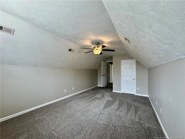 Building Photo - 2613 Gressitt Point lane