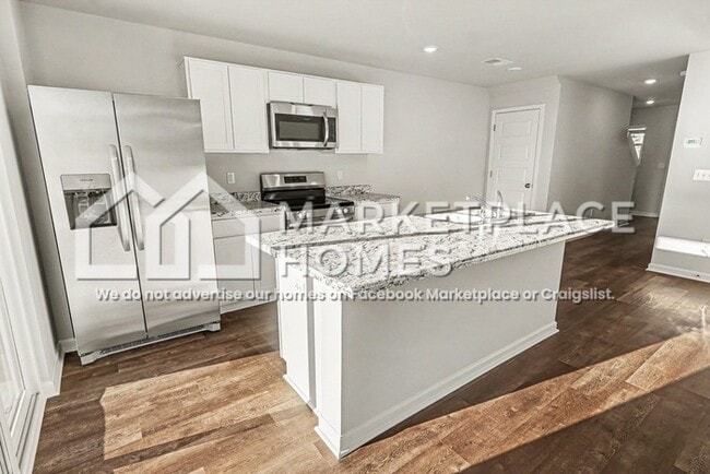 Building Photo - 87 River Rock St