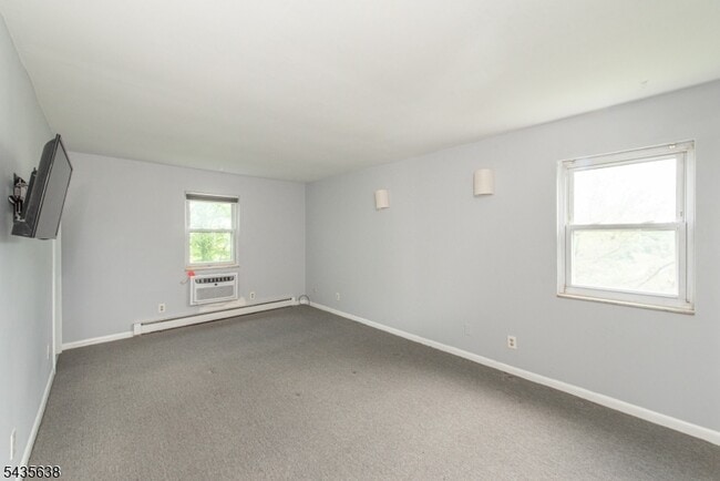 Building Photo - 100 Pierson Miller Dr