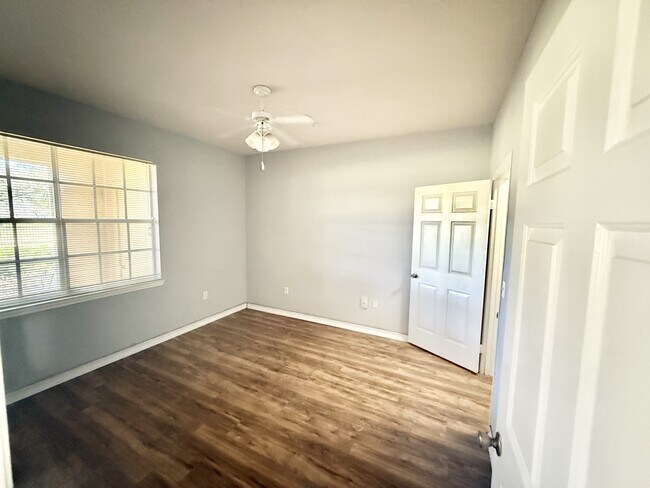 Building Photo - 2572 Robert Trent Jones Dr