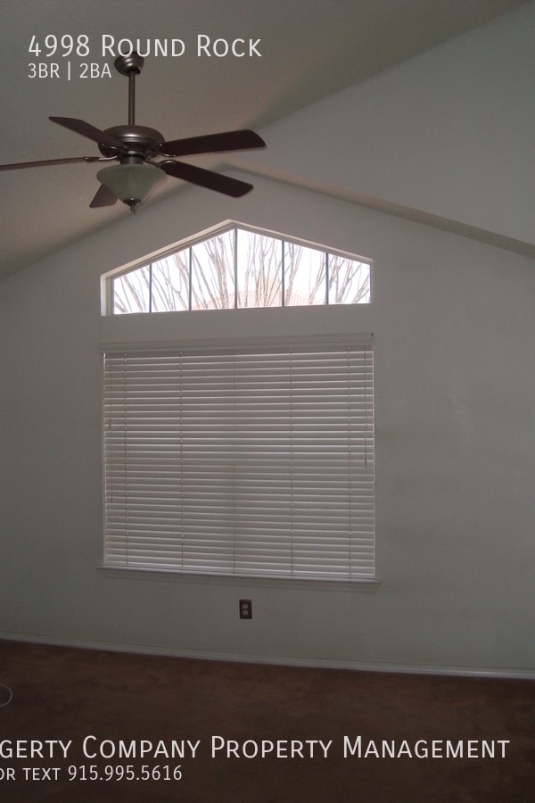 Building Photo - 4998 Round Rock Dr