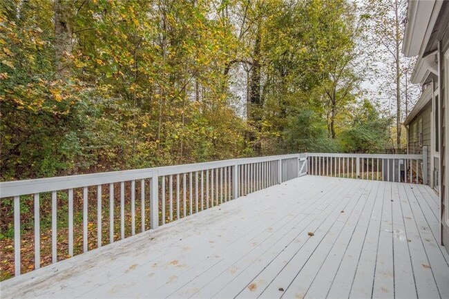Building Photo - 702 River Rock Psge