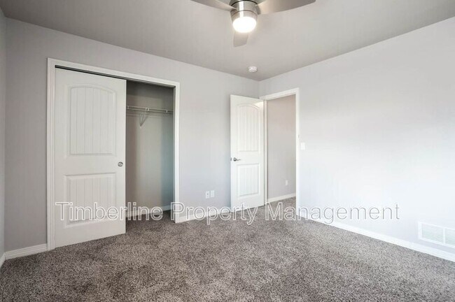 Building Photo - 10202 Boulder Ridge Dr
