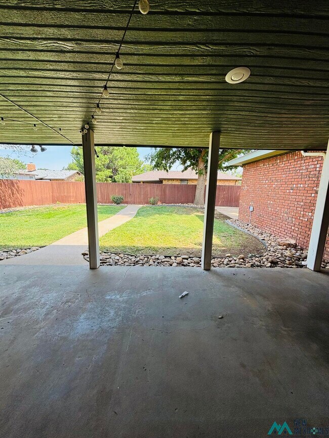 Building Photo - 2328 Hammond Blvd