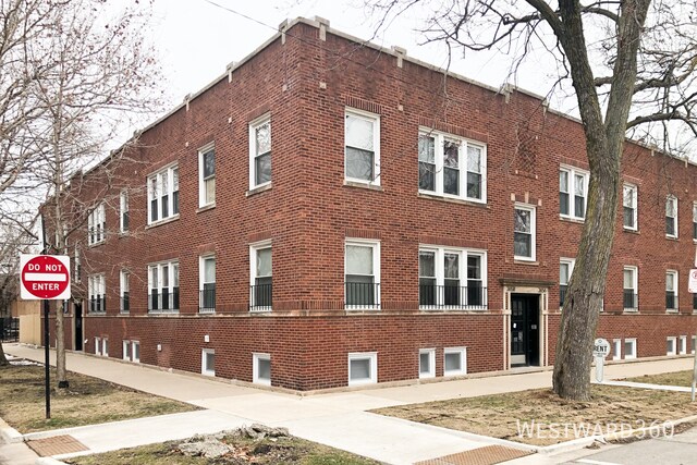 Building Photo - 3650 W Eddy St