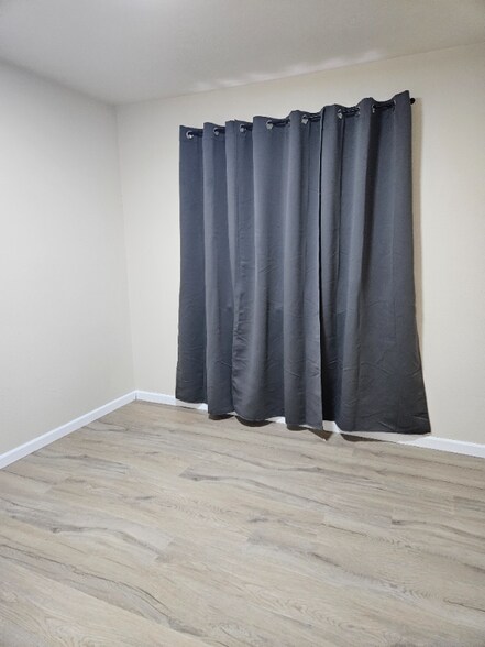 Building Photo - 173 S 47th St