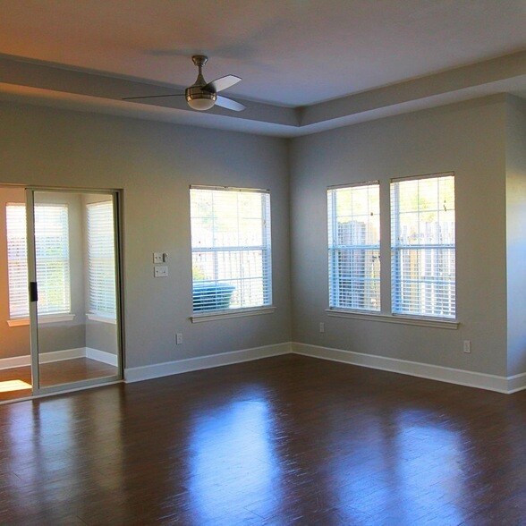 Building Photo - 53 Covington Cir