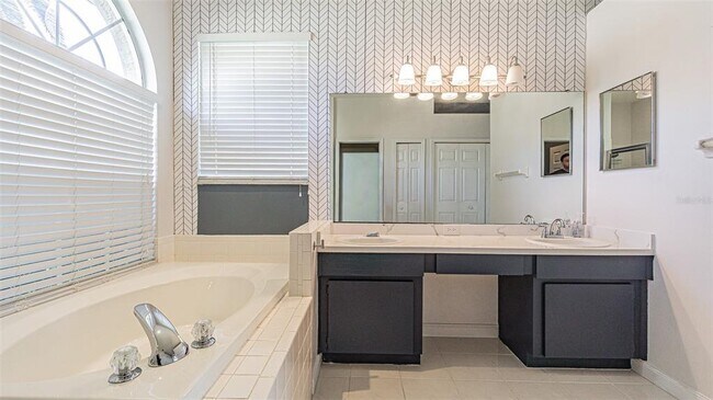 Building Photo - 27226 Sea Breeze Way