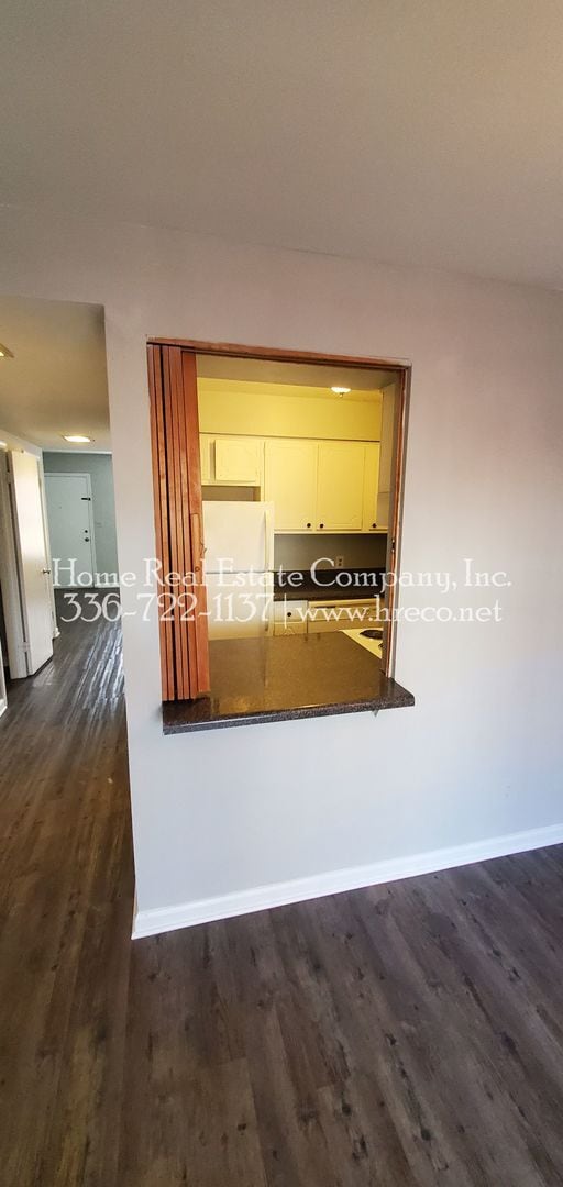 Building Photo - 1441 Brookwood Dr