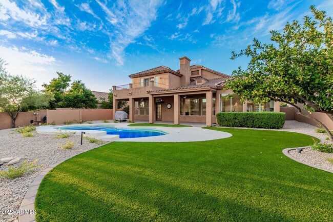 Building Photo - 13761 E Lupine Ave