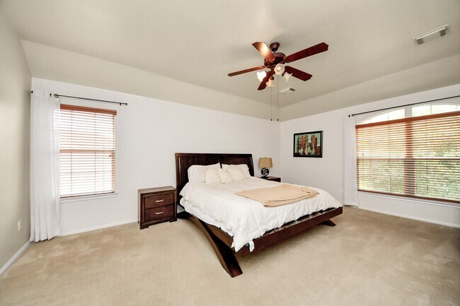 Building Photo - 8614 Riverbend Canyon Ln