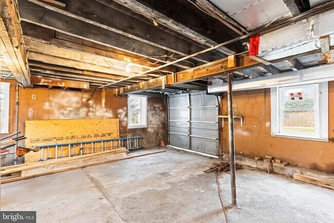 Building Photo - 21 Upper Bermudian Rd
