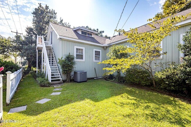 Building Photo - 145 St Francis St