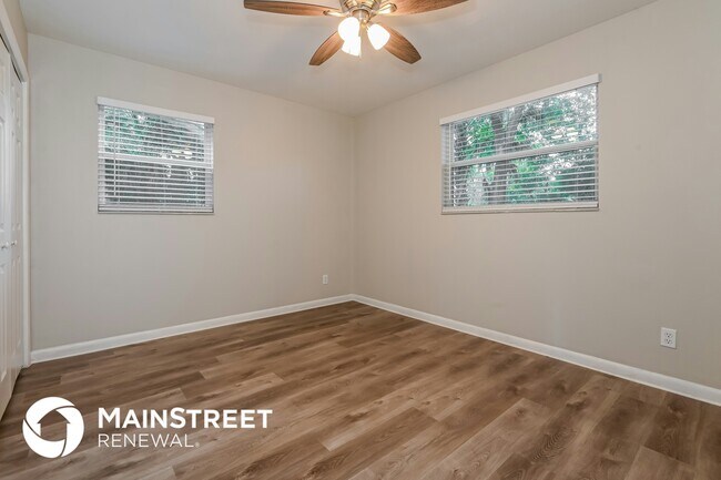 Building Photo - 11734 Cape Horn Ave