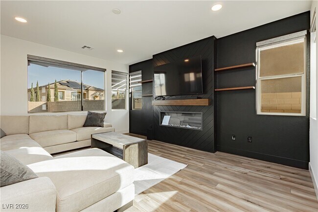 Building Photo - 6124 Redstone Hls Dr